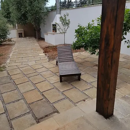 Residenza Francesca * Sant Isidoro (Apulia)